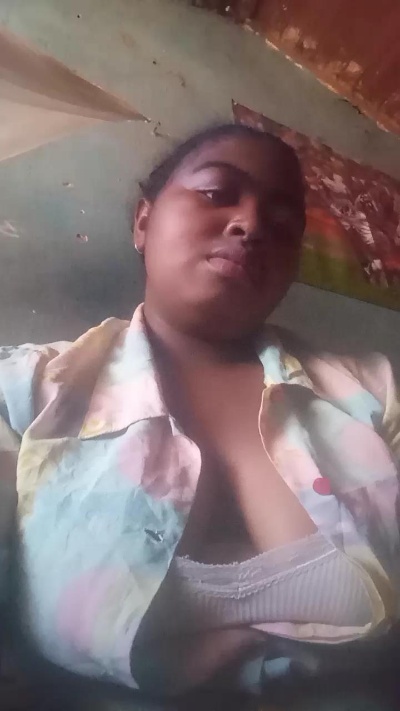 Samirrah live cam on Cam4