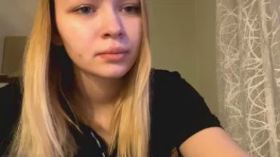SandaAldaba live cam on Cam4