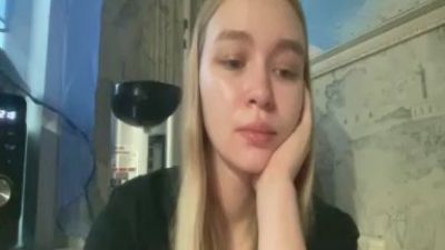 SandaAldaba live cam on Cam4