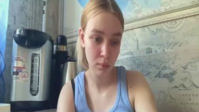 SandaAldaba live cam on Cam4