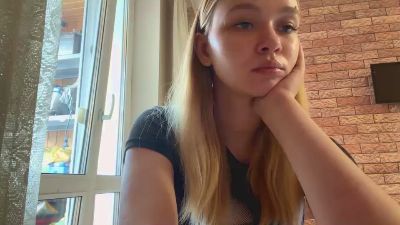 SandaAldaba live cam on Cam4