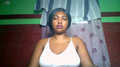 Sandii_gial live cam on Cam4