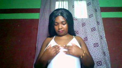 Sandii_gial live cam on Cam4