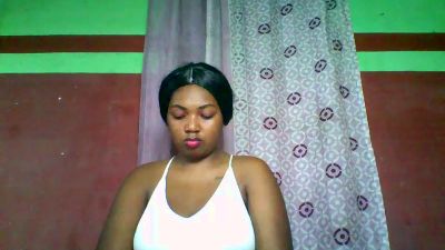 Sandii_gial live cam on Cam4