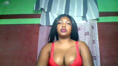 Sandii_gial live cam on Cam4