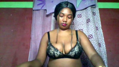Sandii_gial live cam on Cam4