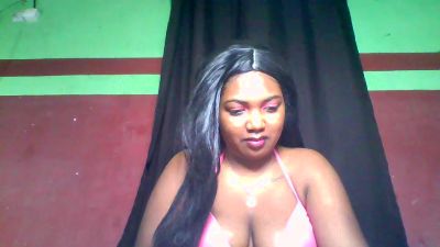 Sandii_gial live cam on Cam4