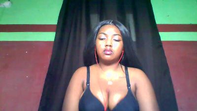 Sandii_gial live cam on Cam4