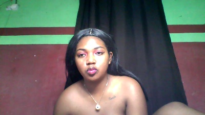 Sandii_gial live cam on Cam4