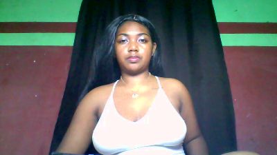 Sandii_gial live cam on Cam4
