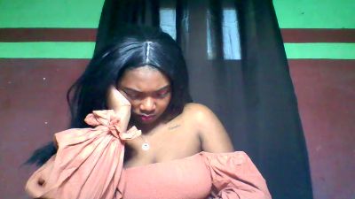 Sandii_gial live cam on Cam4