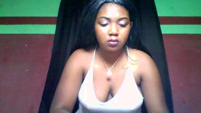 Sandii_gial live cam on Cam4