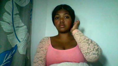 Sandii_gial live cam on Cam4