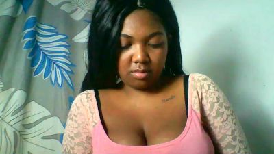 Sandii_gial live cam on Cam4