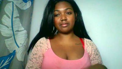 Sandii_gial live cam on Cam4