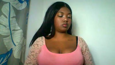 Sandii_gial live cam on Cam4