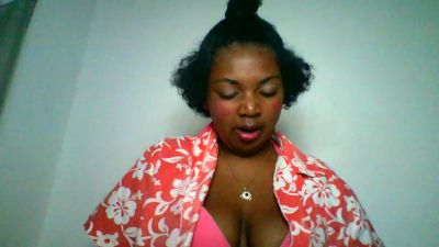 Sandii_gial live cam on Cam4