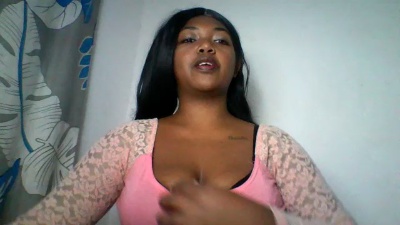 Sandii_gial live cam on Cam4
