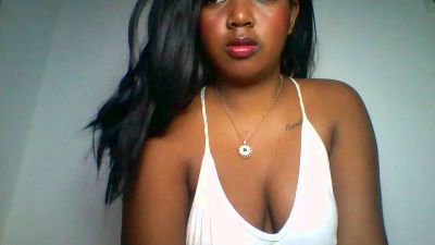 Sandii_gial live cam on Cam4
