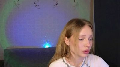 SandraSanvee live cam on Cam4