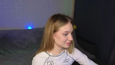SandraSanvee live cam on Cam4