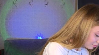 SandraSanvee live cam on Cam4