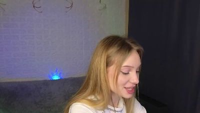 SandraSanvee live cam on Cam4