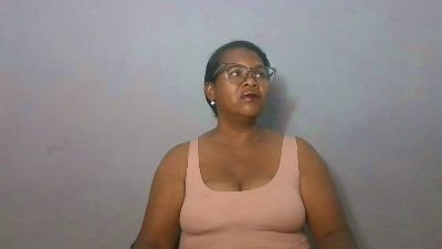Sandratina live cam on Cam4