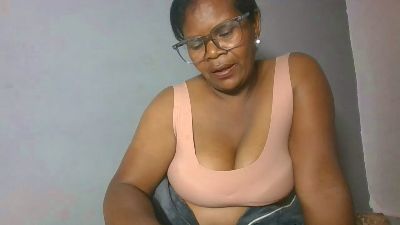 Sandratina live cam on Cam4