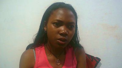 Sandratriniaina live cam on Cam4