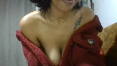 Sandrinah07 live cam on Cam4