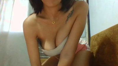 Sandrinah07 live cam on Cam4
