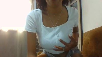 Sandrinah07 live cam on Cam4