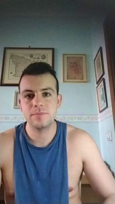 Sandruzzu live cam on Cam4