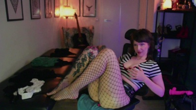 SandySUN live cam on Cam4