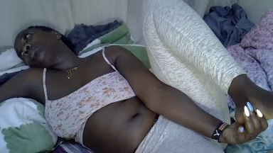 Sansa_s live cam on Cam4