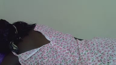 Sansa_s live cam on Cam4