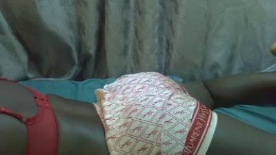 Sansa_s live cam on Cam4