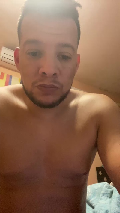 Santi2065 live mężczyzna webcam from Spain