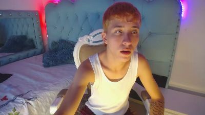SantiagoBigcock live cam on Cam4