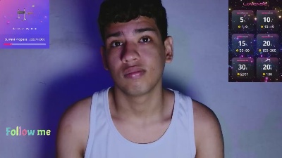 Santiago_foxx live cam on Cam4