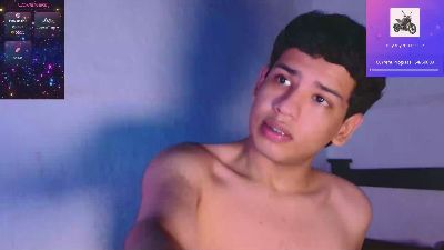 Santiago_foxx live cam on Cam4
