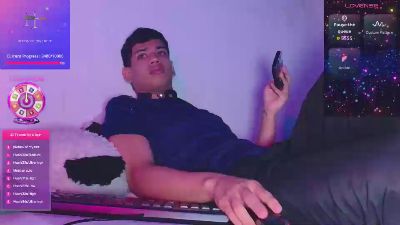 Santiago_foxx live cam on Cam4