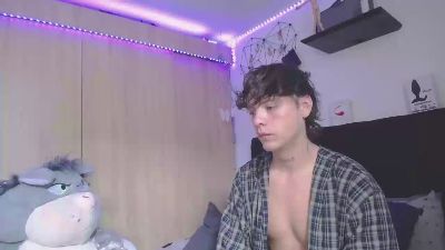 Santiago_xhot live cam on Cam4