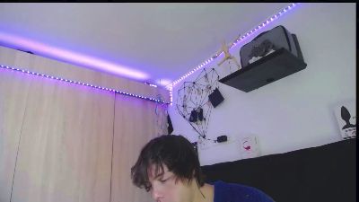 Santiago_xhot live cam on Cam4