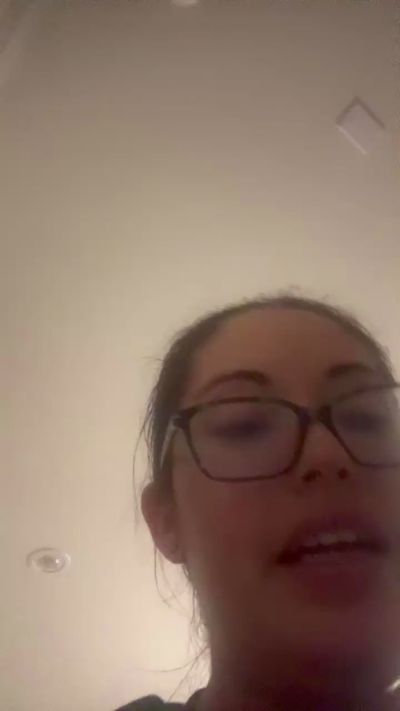 Profile and Statistics for Saphireella92 on Cam4