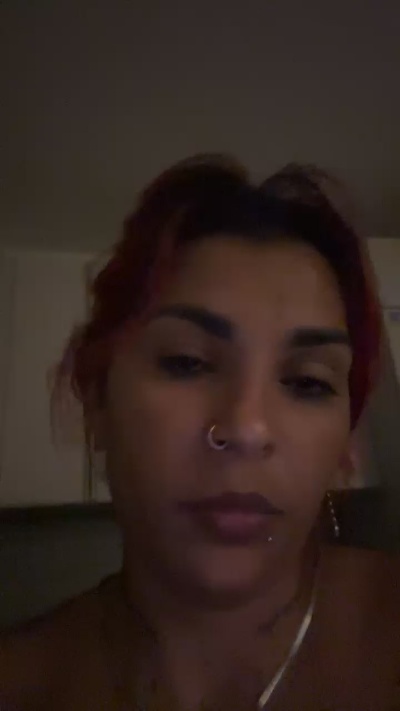 Sara95 live cam on Cam4