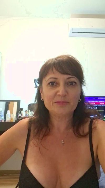 SaraGina live cam on Cam4