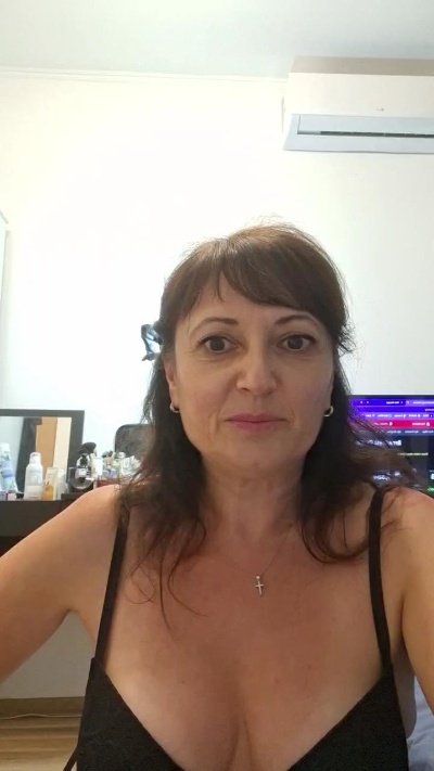 SaraGina live cam on Cam4