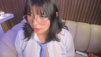 SaraGonzalez live cam on Cam4